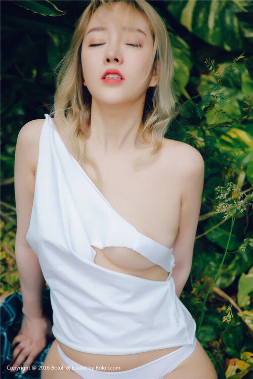 女子篮球强调团队协同创造比赛优势局面，女子篮球组织